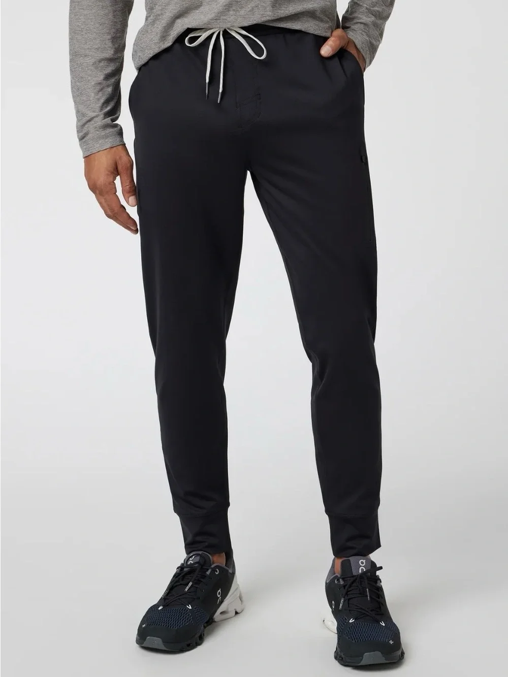 Vuori Sunday Performance Joggers Size Medium